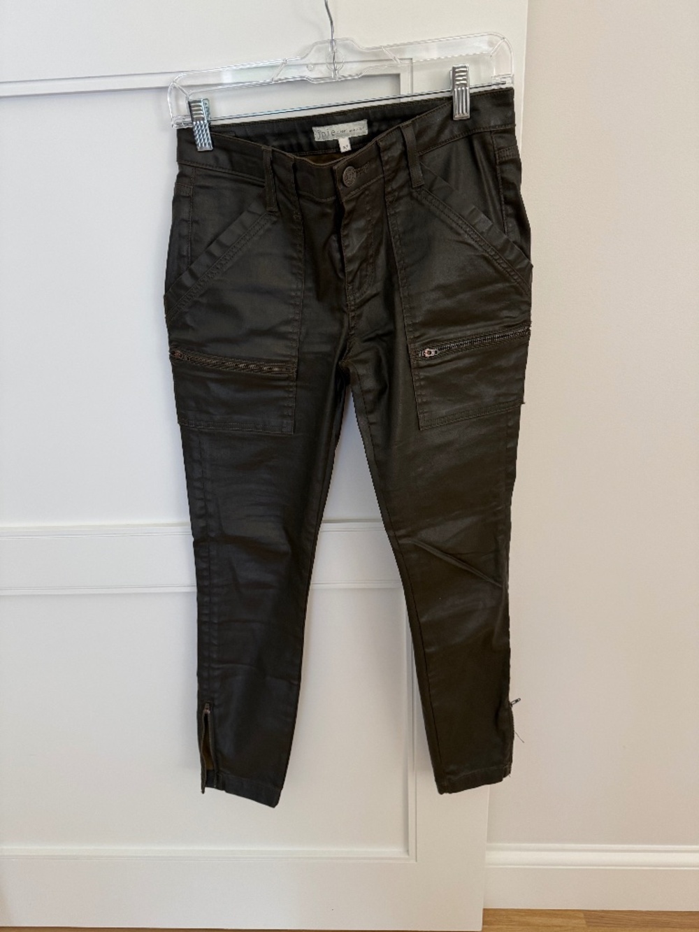 Joie Park skinny wax coated pants green color size 27